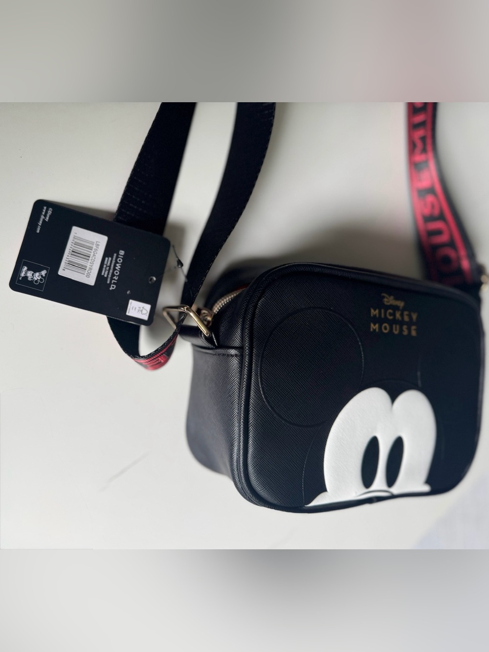 The Disney Mickey Mouse camera crossbody bag New - Picture 16 of 16